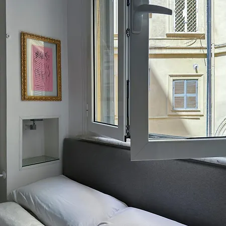 Domus Alexander, Terrace Downtown